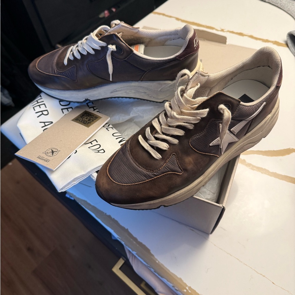 Golden Goose Men's Dark Brown and Cream Sneakers